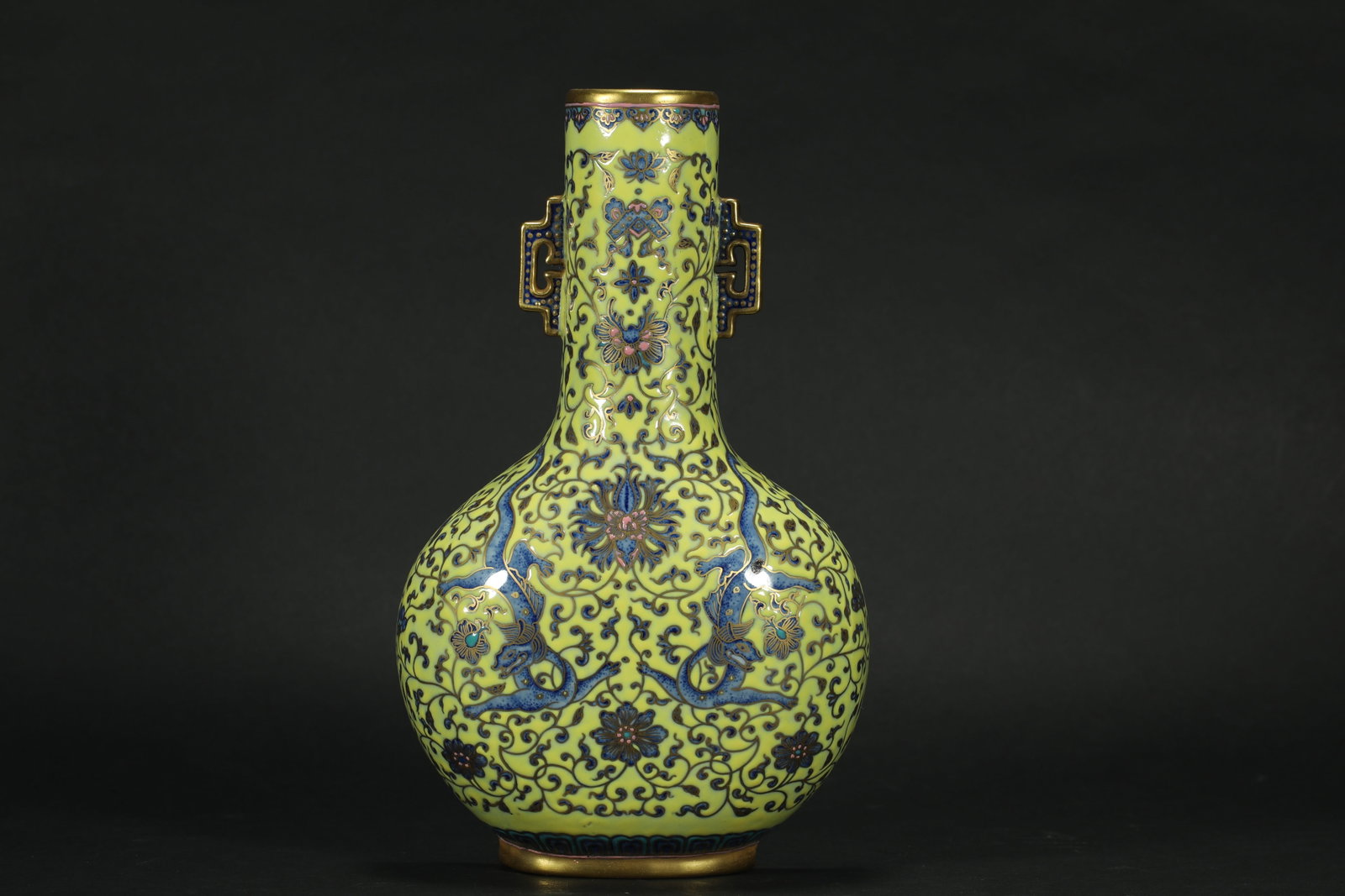 QING DYNASTY YELLOW GLAZED WALL VASE: H:24CM L:14.5CM
