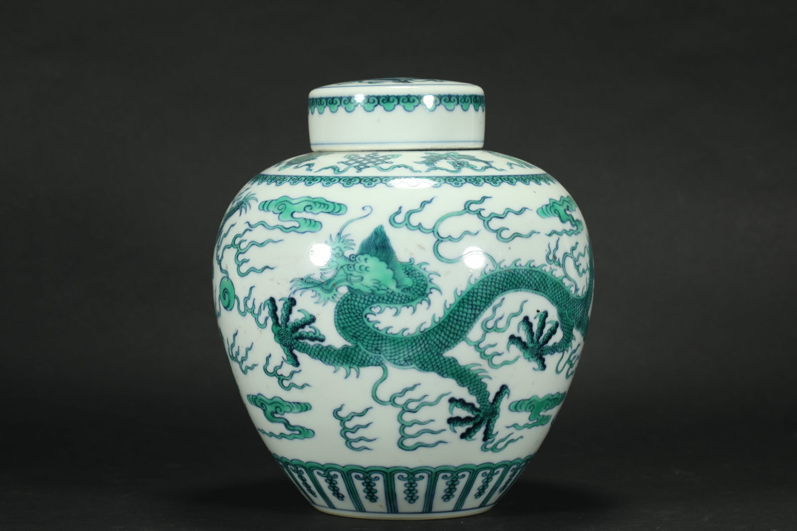 QING DYNASTY GREEN GLAZED JAR: H:22CM