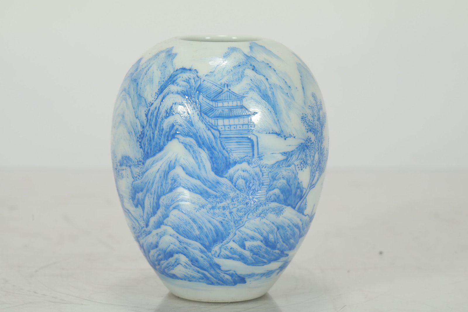QING DYNASTY BLUE WASH: H:8CM L:6CM