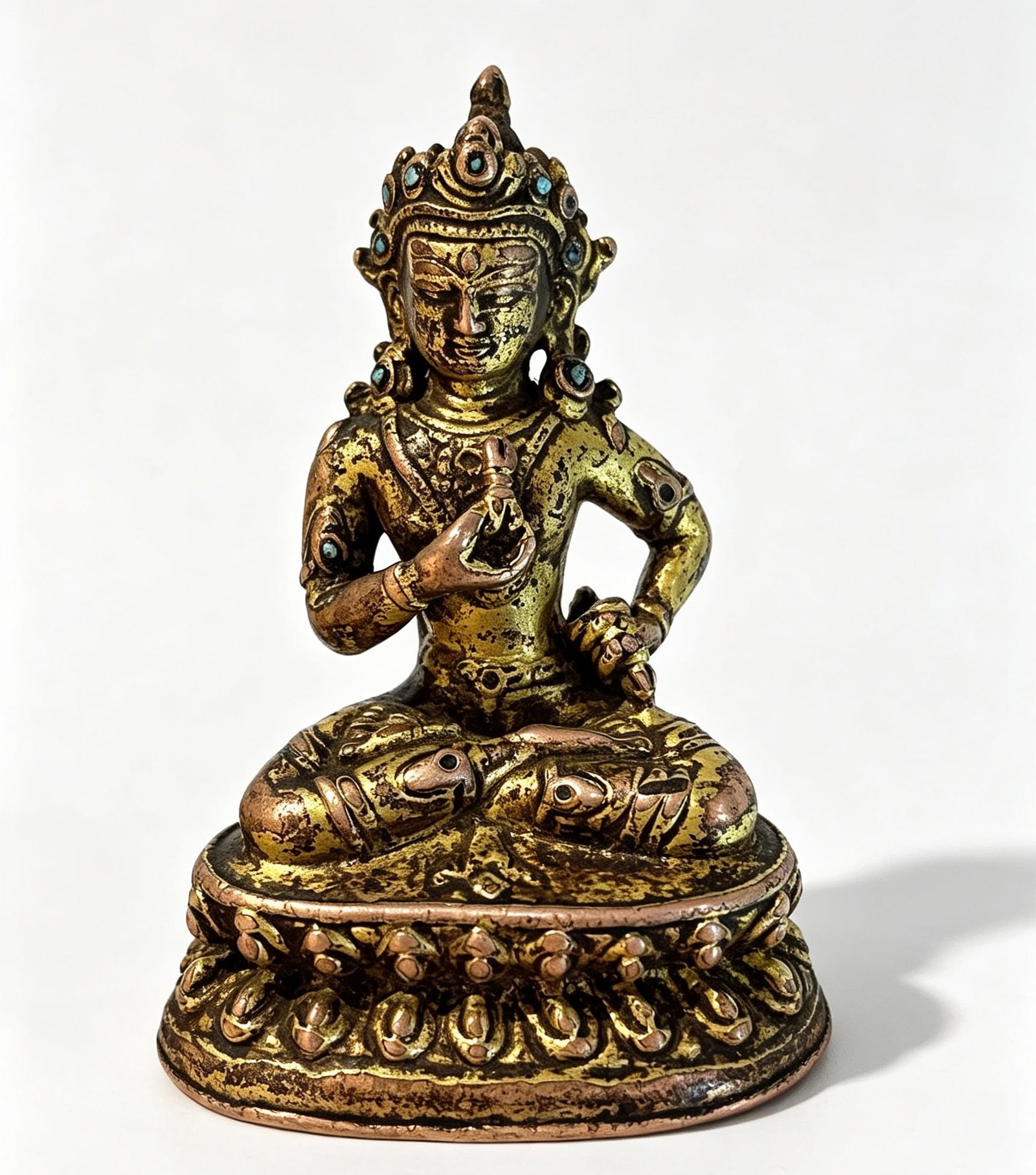 GILDED BODHISATTVA OF THE MING DYNASTY: H:6.5CM L:4.7CM