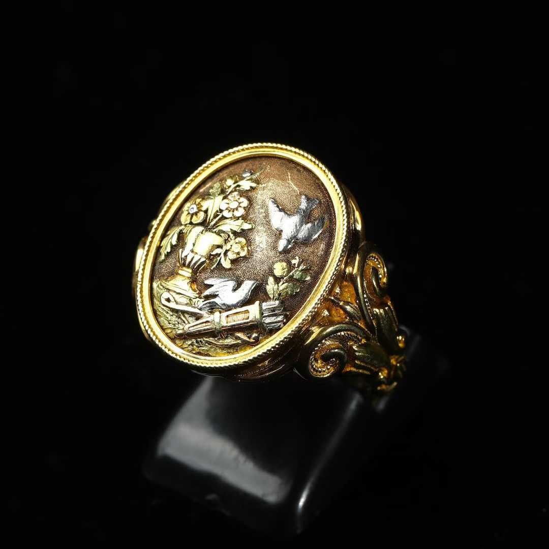 Napoleon III Period (1852-1870) French Aristocrat-Commissioned 18K Four-Colour Gold Ring