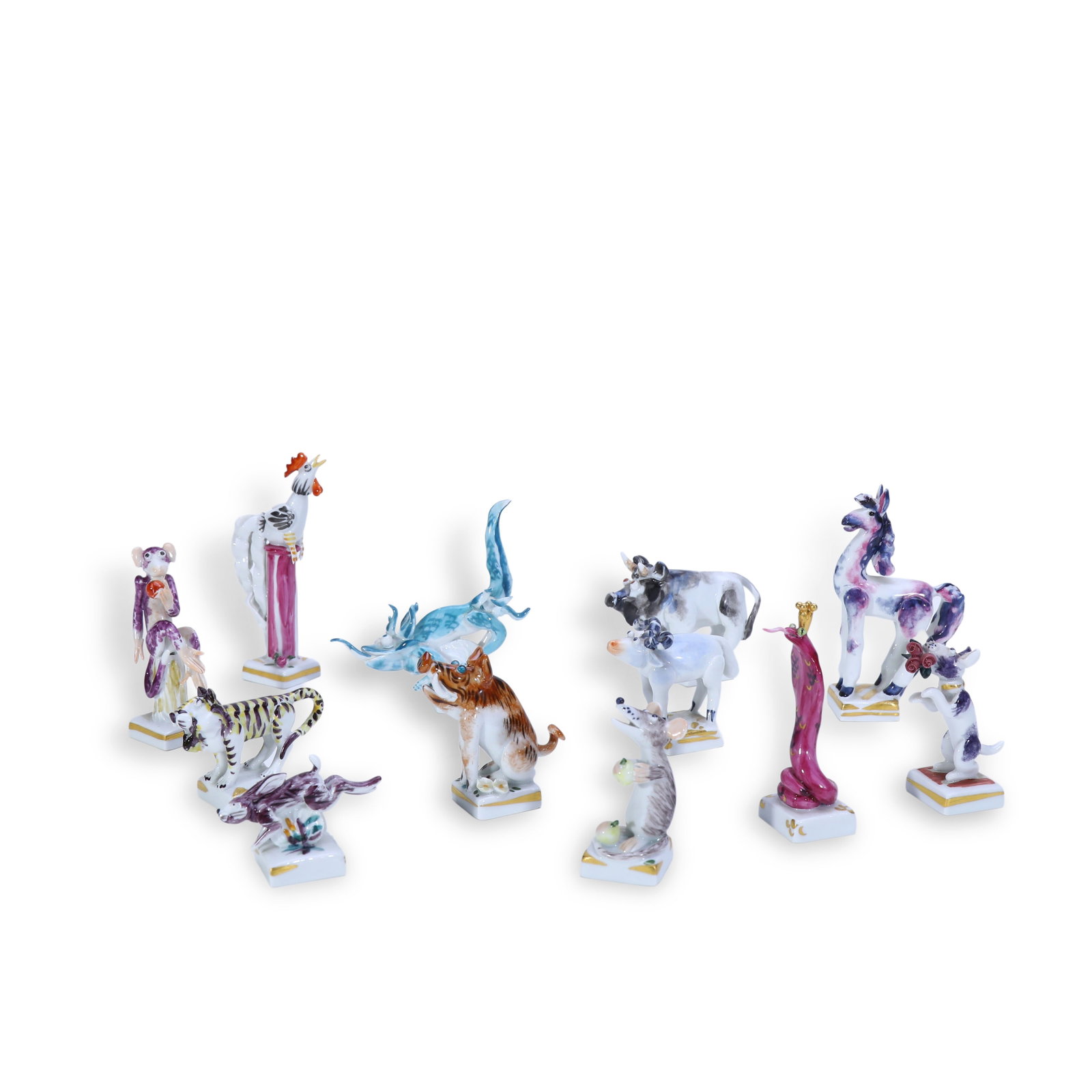 Meissen Classic Chinese Zodiac Animal Figurine Series: H:9.8cm Different sizes Sculptor: Heinrich Thein. This is a highly representative Oriental-themed porcelain figurine produced by Meissen in the 20th century.Each figurine comes with its matching squar