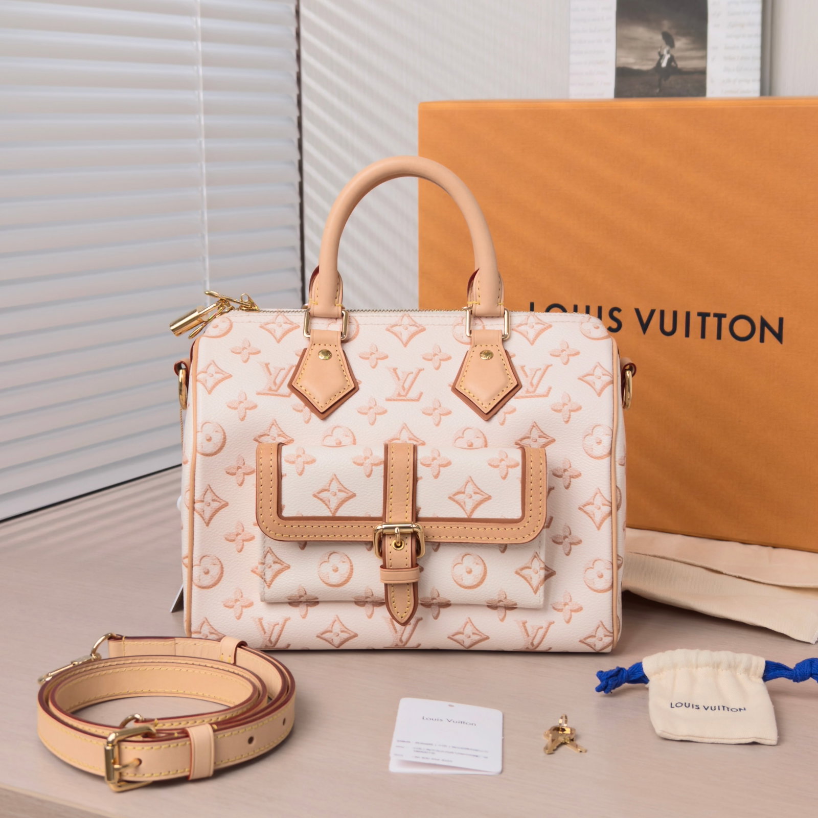 Louis Vuitton Speedy 25 Handbag, Monogram Embossed Canvas, Cream-Pink Gradient Print, Gold-Tone: 25*19*15cm