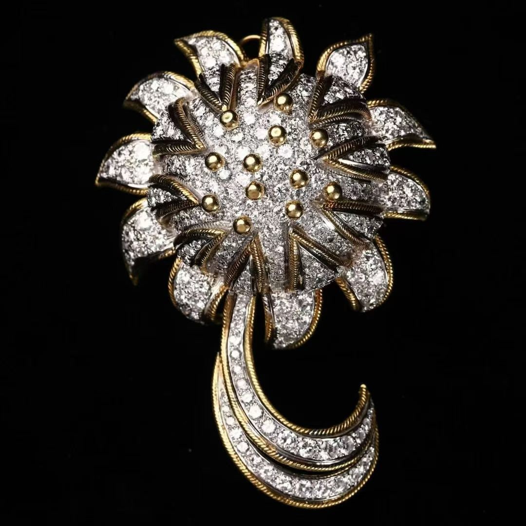 Retro-Period Italian-Commissioned Two-Tone 18K Yellow-Gold and 18K White-Gold Diamond Sunflower: 7.6x5.3x3cm Wt:46.5g Retro-period Italian bespoke two-tone-gold diamond sunflower motif, hand-crafted in 18K yellow-gold and 18K white-gold. Lavishly set with 208 diamonds (over 20 carats total). Styl