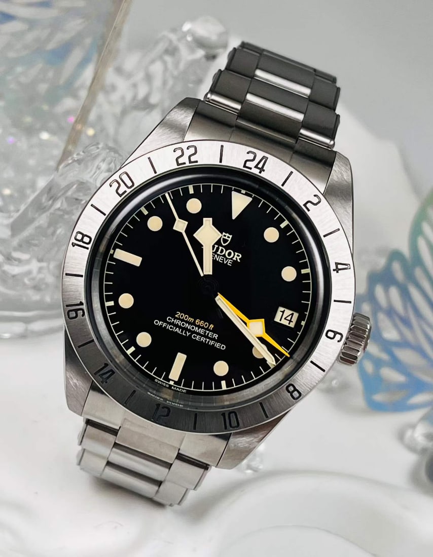 Tudor Black Bay Pro GMT Ref.M79470-0001 Stainless-Steel Chronometer Automatic Men's Wristwatch: D:39mm
