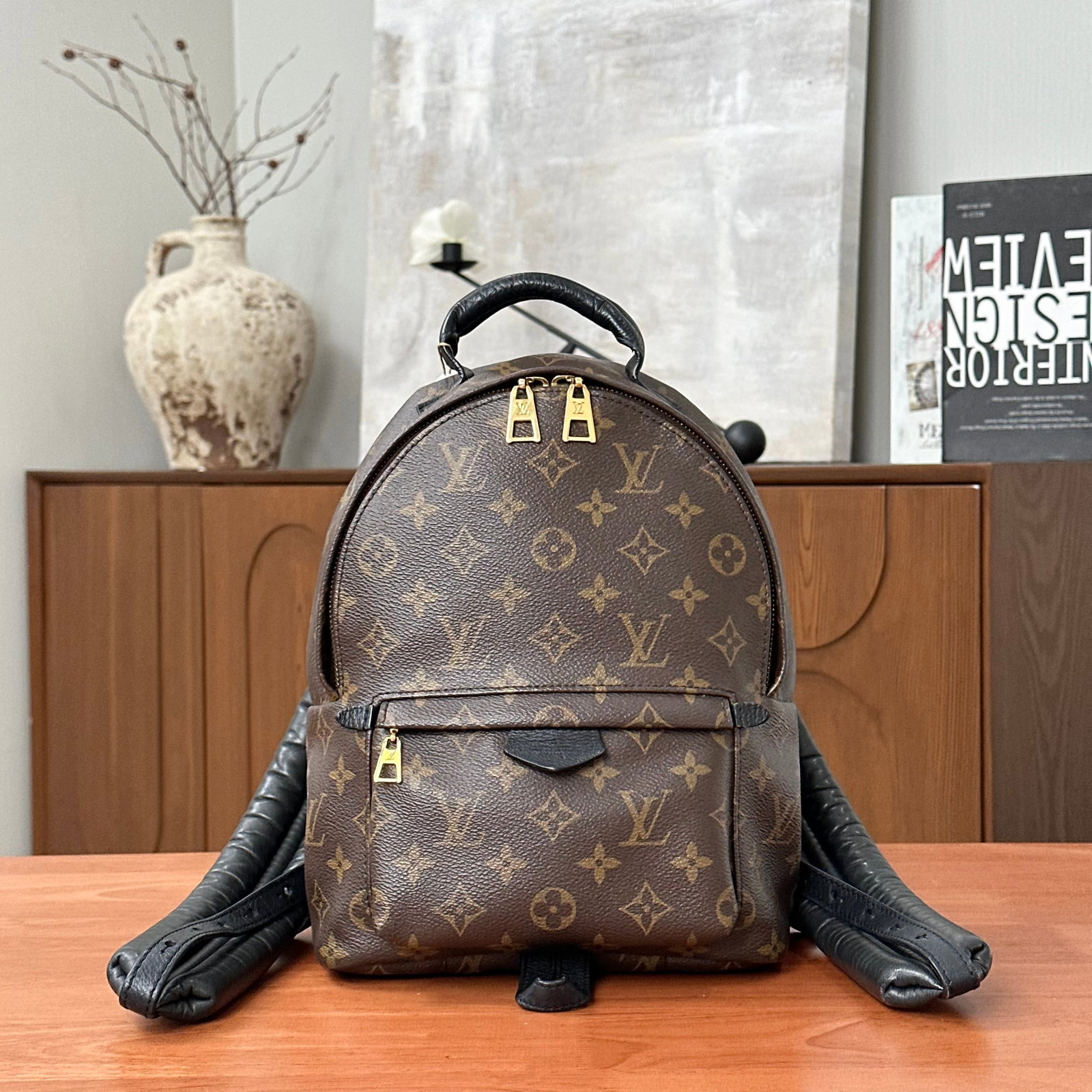 Louis Vuitton Palm Springs PM Backpack, Monogram Coated Canvas with Black Leather Trim, Gold-Tone: 20*30*10cm