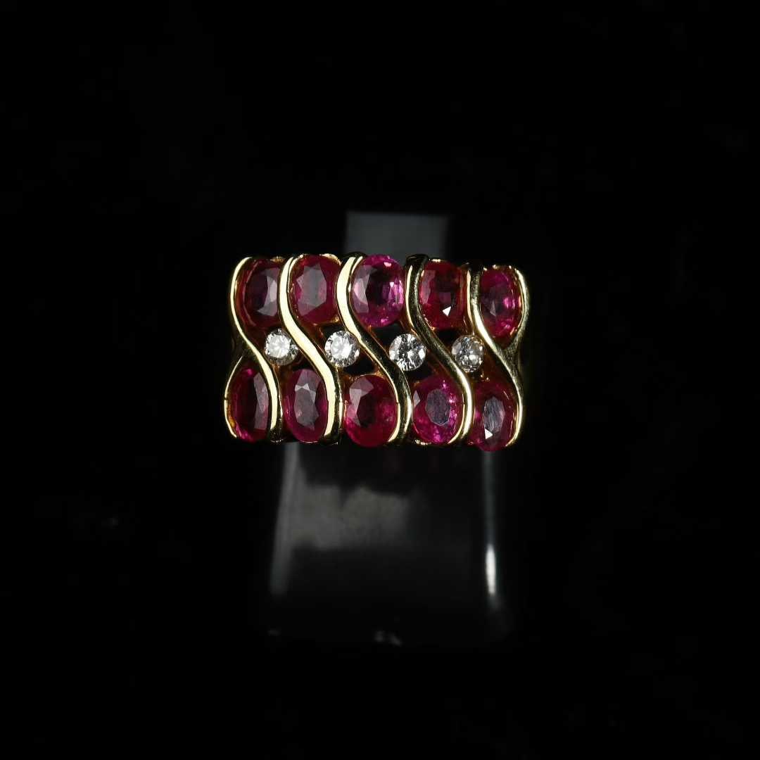 Retro Period 18K Gold Ruby and Diamond Ring (1 of 7)