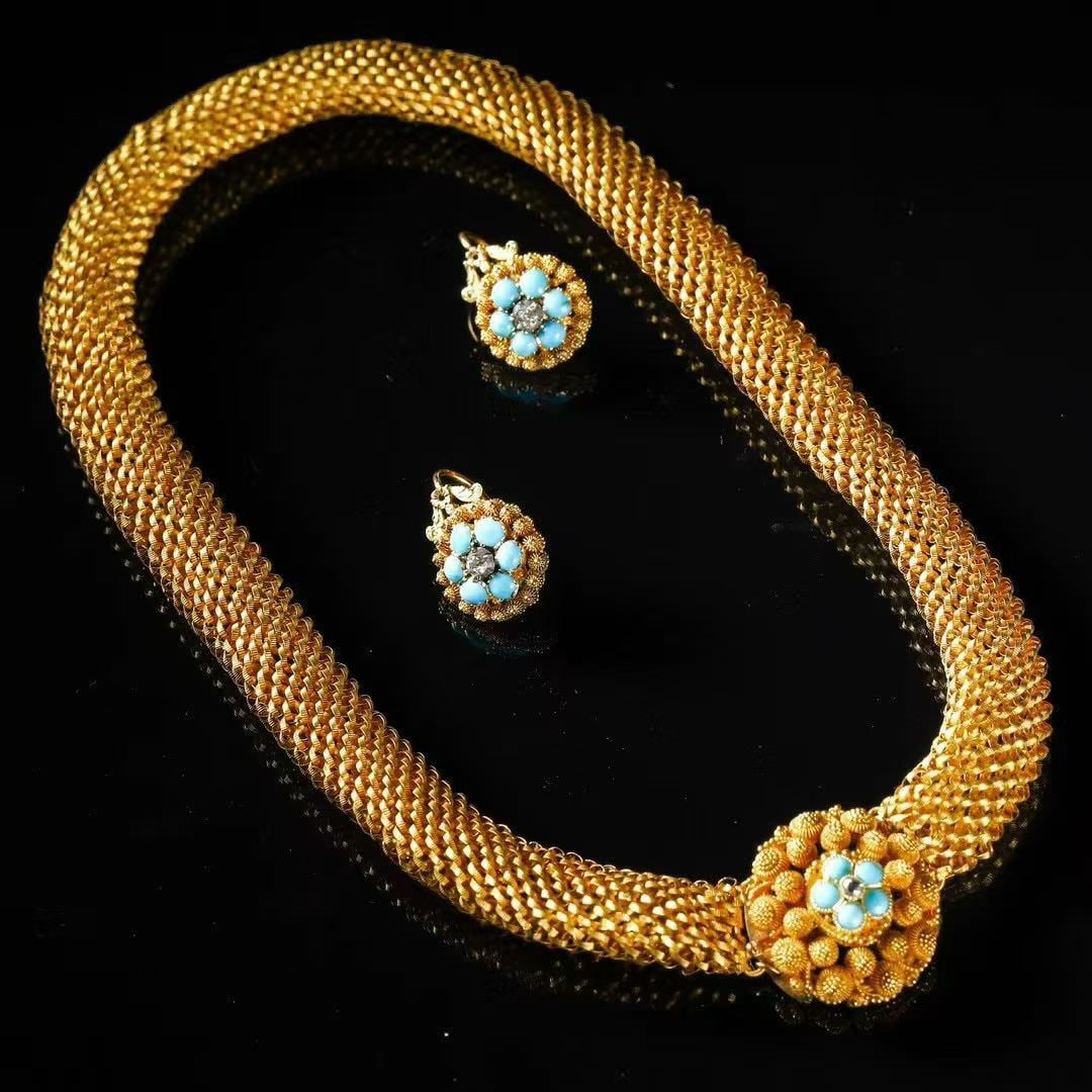 Georgian Period (1714-1837) French Aristocrat-Commissioned Etruscan-Style 22K Gold Earring and (1 of 7)