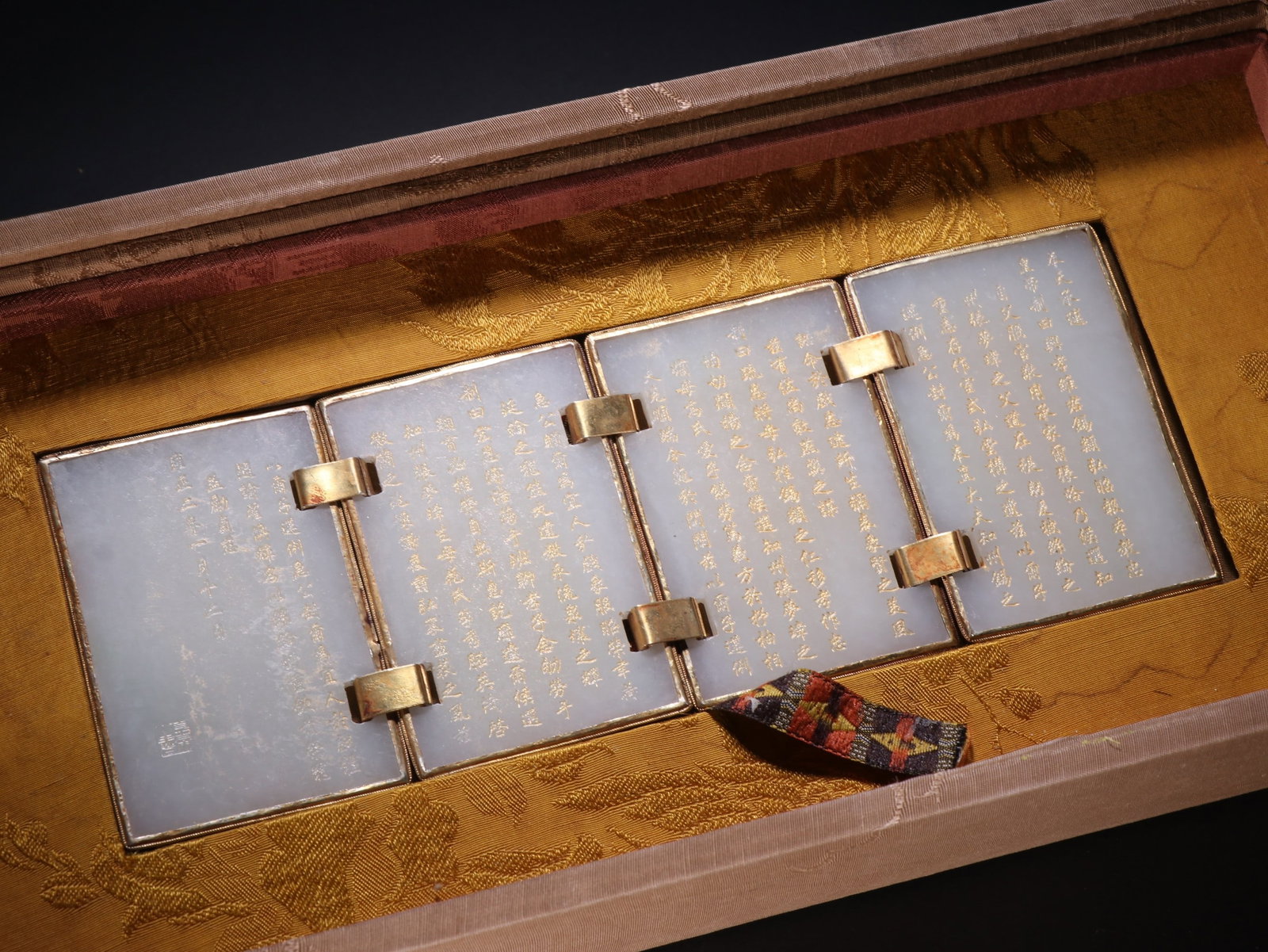 Hetian Jade in Qing Dynasty - 6