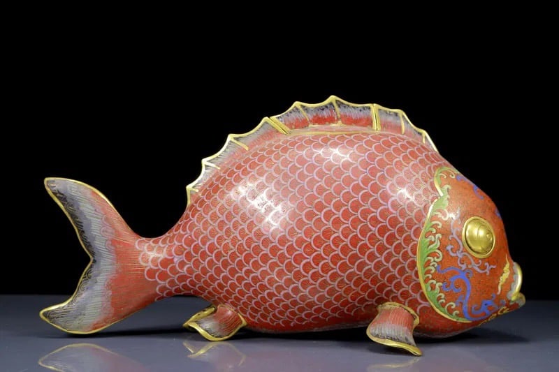 In the Qing Dynasty, cloisonne had fish every year.: H23cm W41 cm Wight110000 g