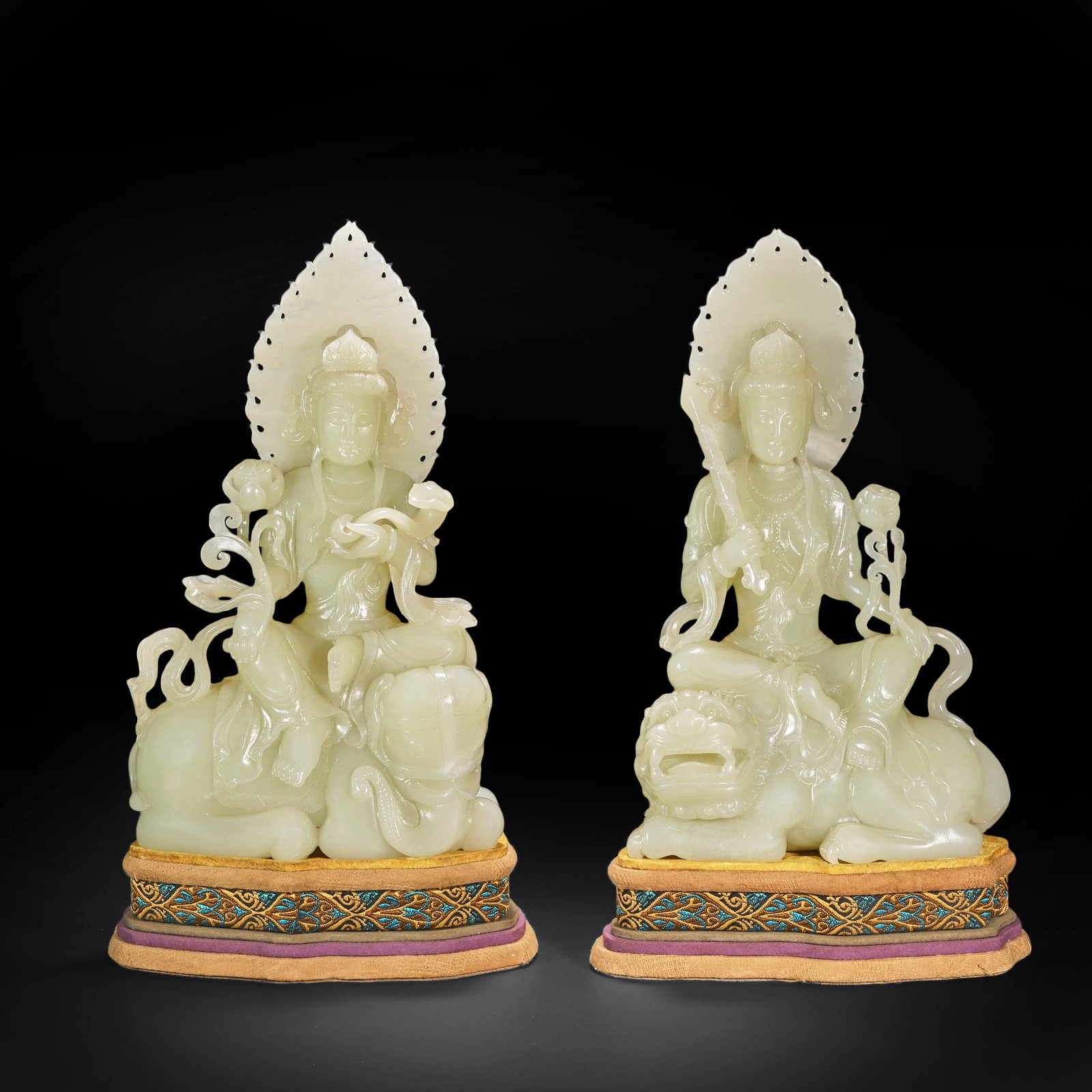 Statues of Manjusri Samurai Bodhisattva in Hetian Jade of Qing Dynasty: H27cm W17cm Weight5020g