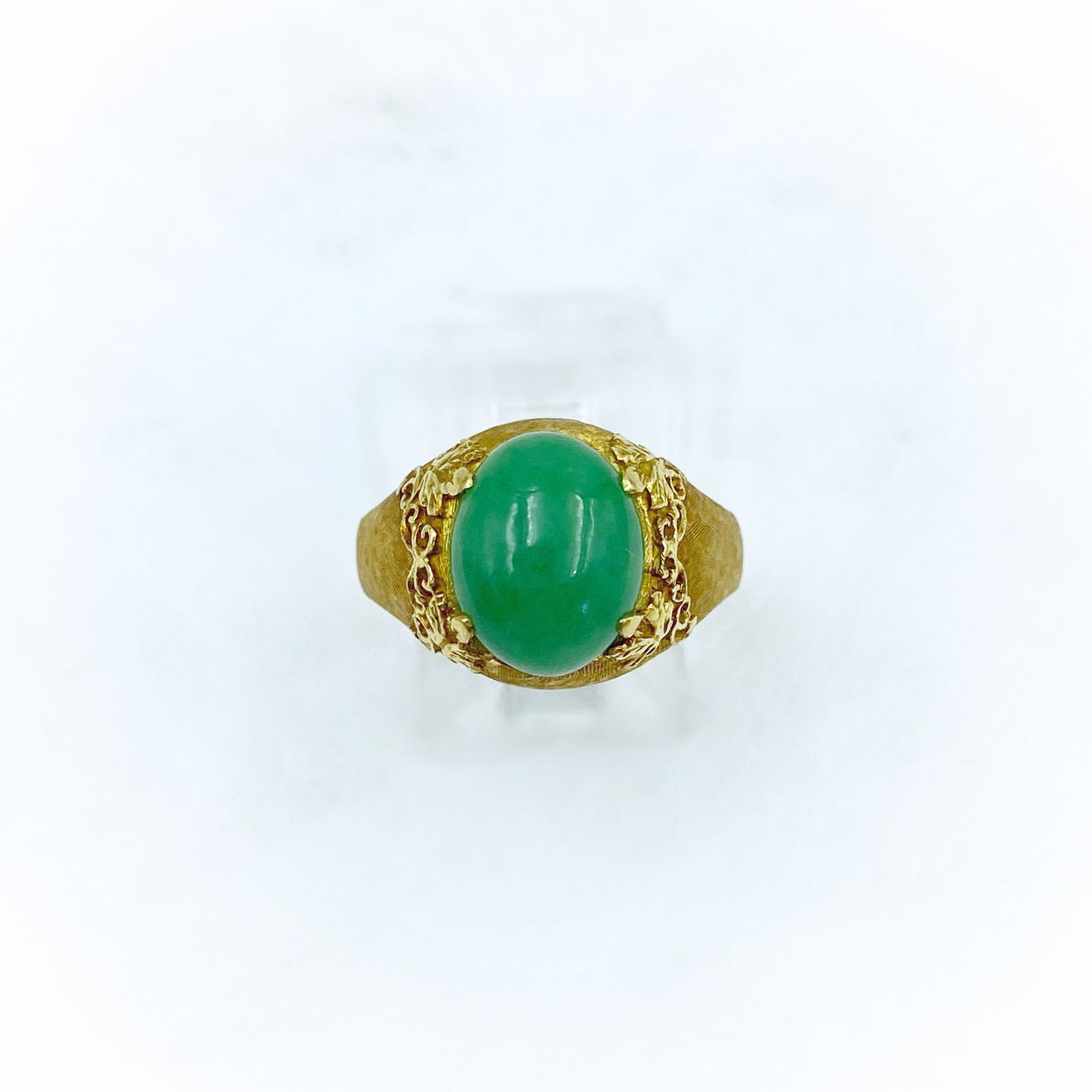 Mid Century Gold Jade Ring (1 of 7)