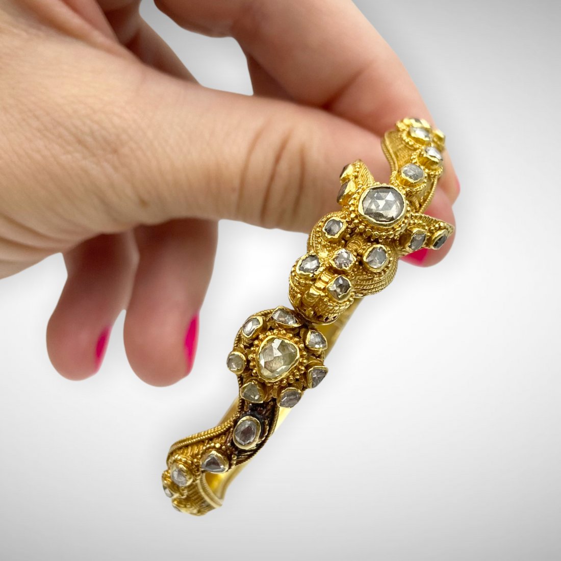 22K Diamond Encrusted Chinese Dragon Bracelet (1 of 8)