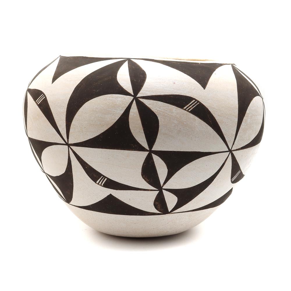 Marie Torivio - Acoma Jar c. 1970s, 5" x 6": Marie Torivio, Acoma circa 1970s. White jar with black leaf design, negative and positive. Signed "M. Torivio" on the bottom. Acquired from a private collection in Arizona. The owner collected this ar