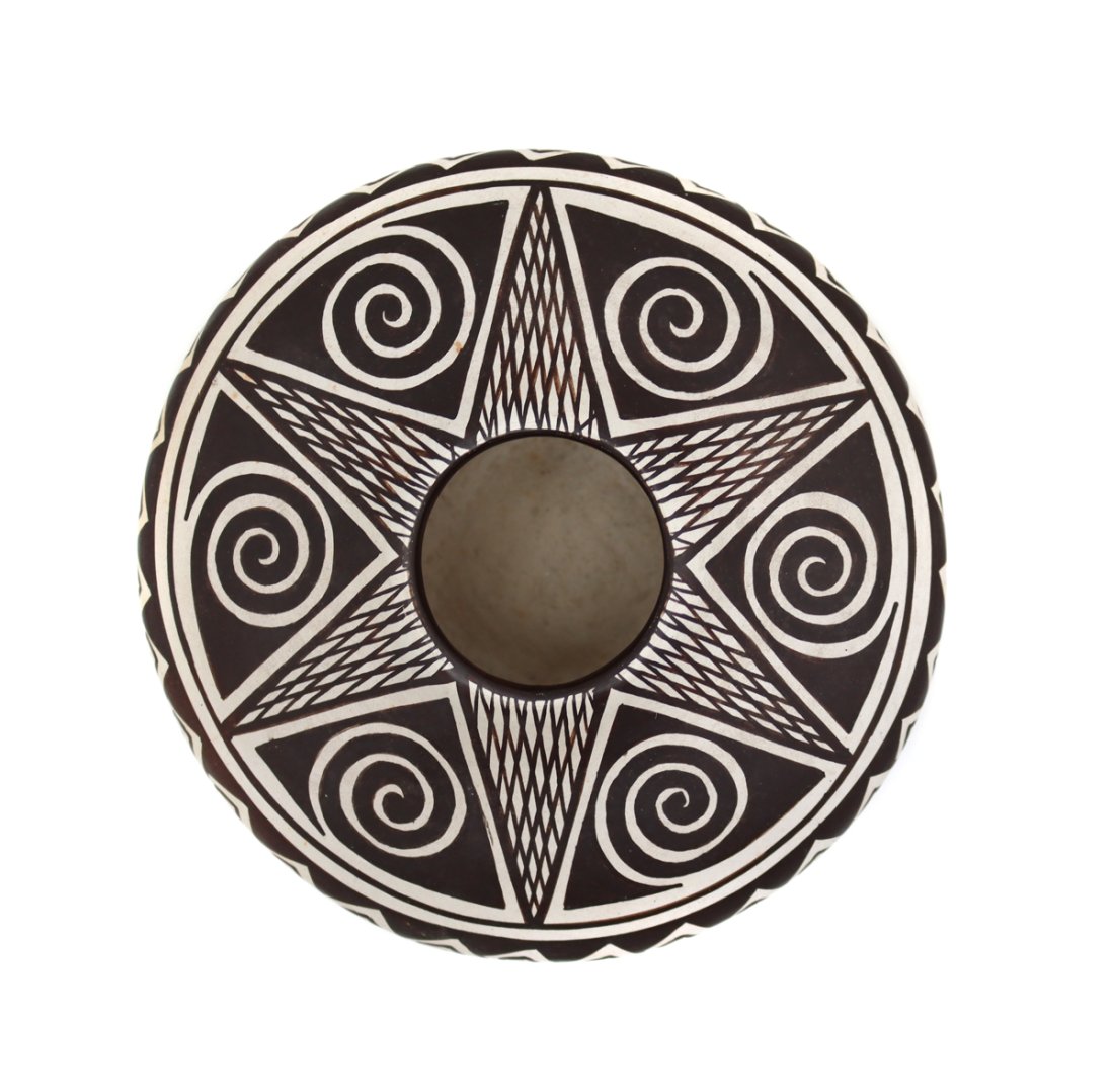 Sylvia Naha (Feather Woman) (1951-1999) - Hopi Jar with Spiral Designs c. 1990s (1 of 7)