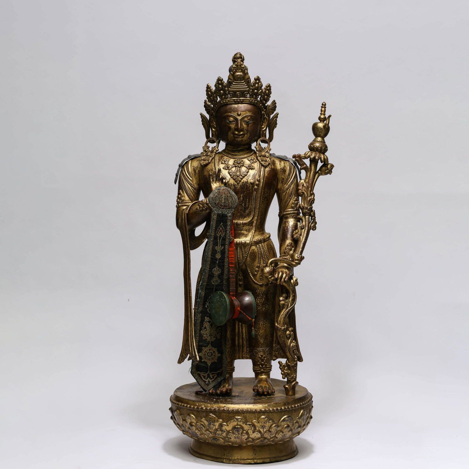 A GILT-BRONZE BUDDHA (1 of 12)