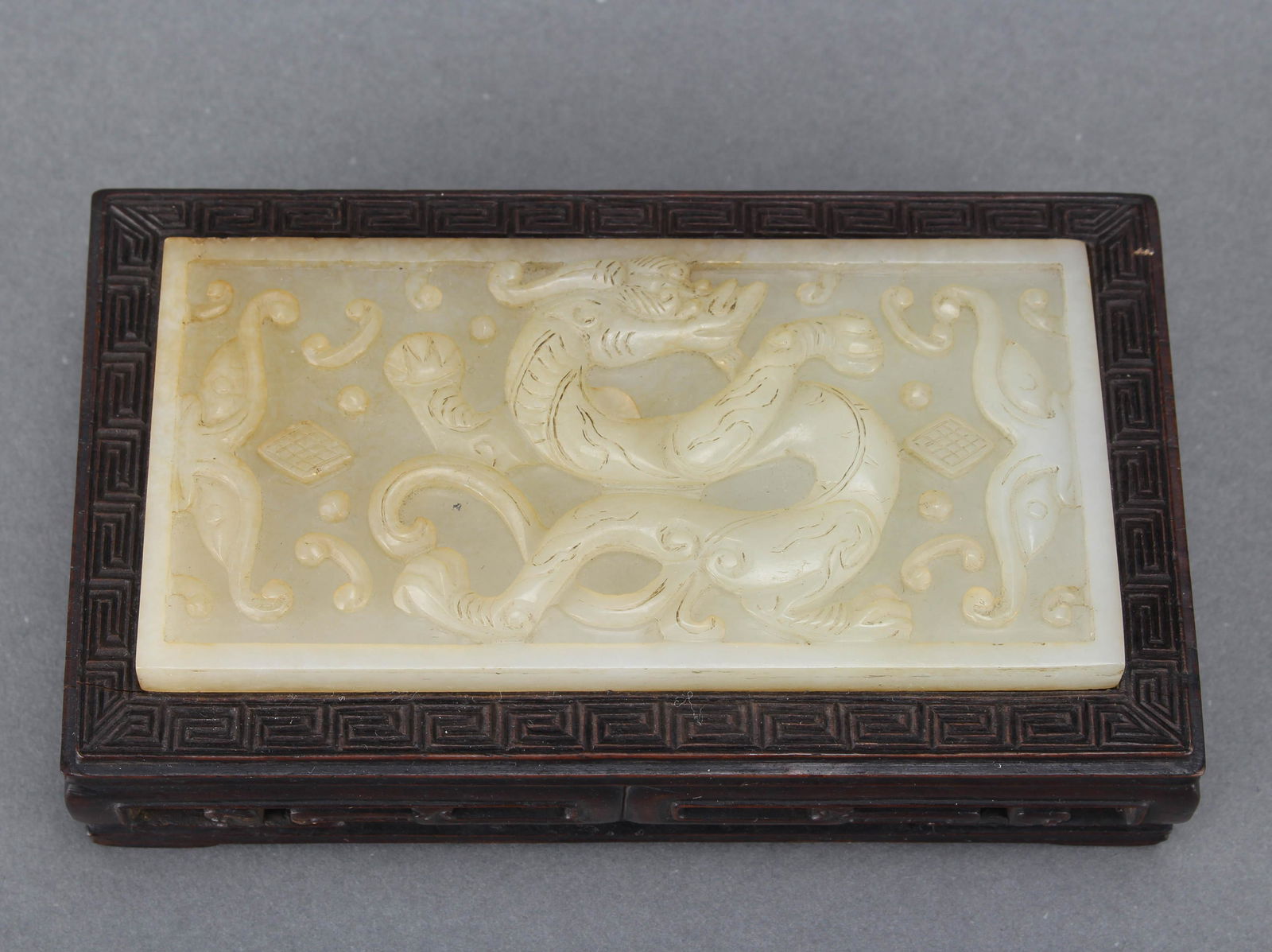 White Jade Dragon Pattern Inlaid Red Sandalwood Ink Stand (1 of 6)