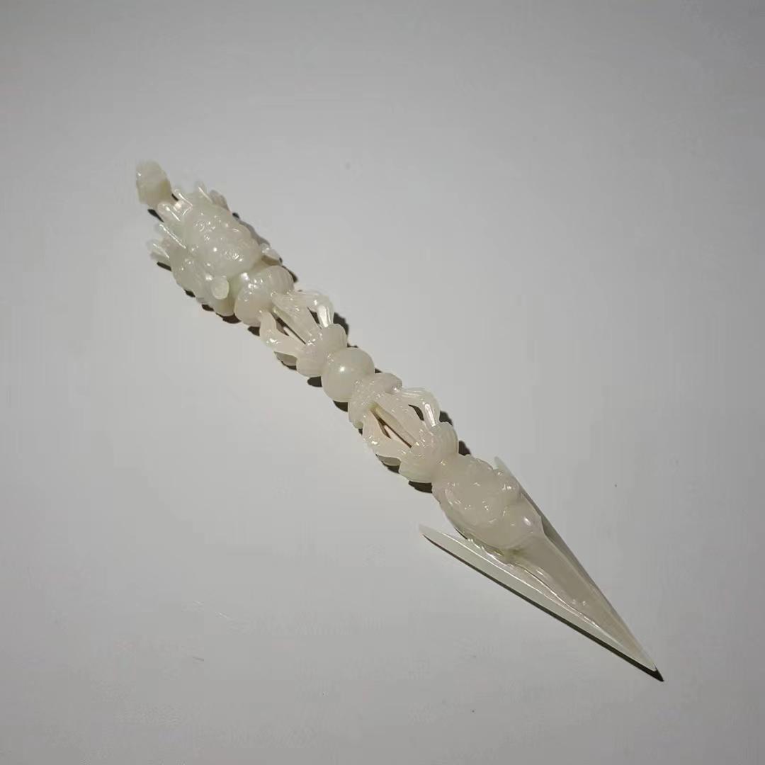 Green Jade Vajra Pestel (1 of 8)