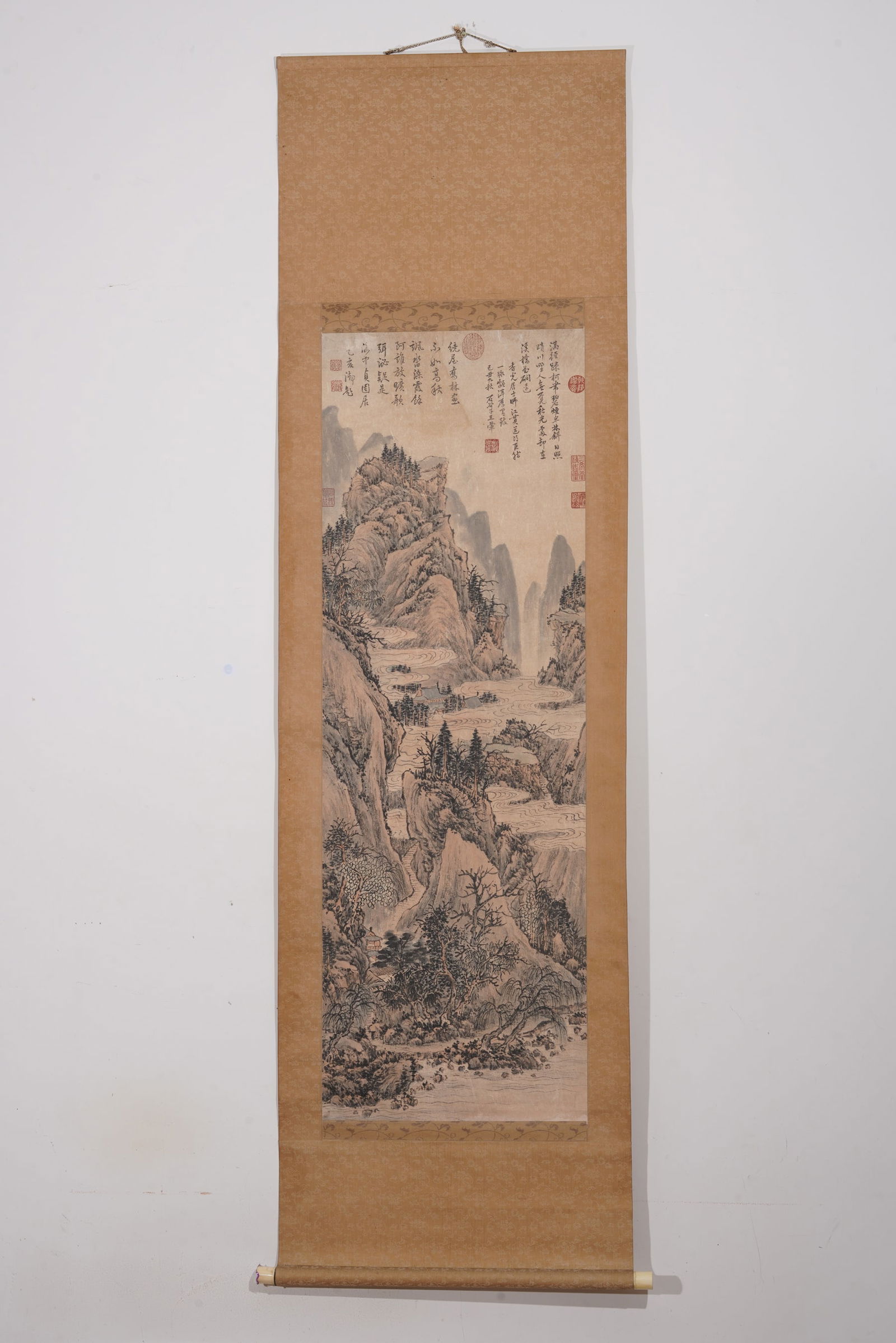 Chinese Landscape Painting Scroll, Wang Hui Mark: Chinese Landscape Painting Scroll, Wang Hui Mark ( 41 x 122 cm )