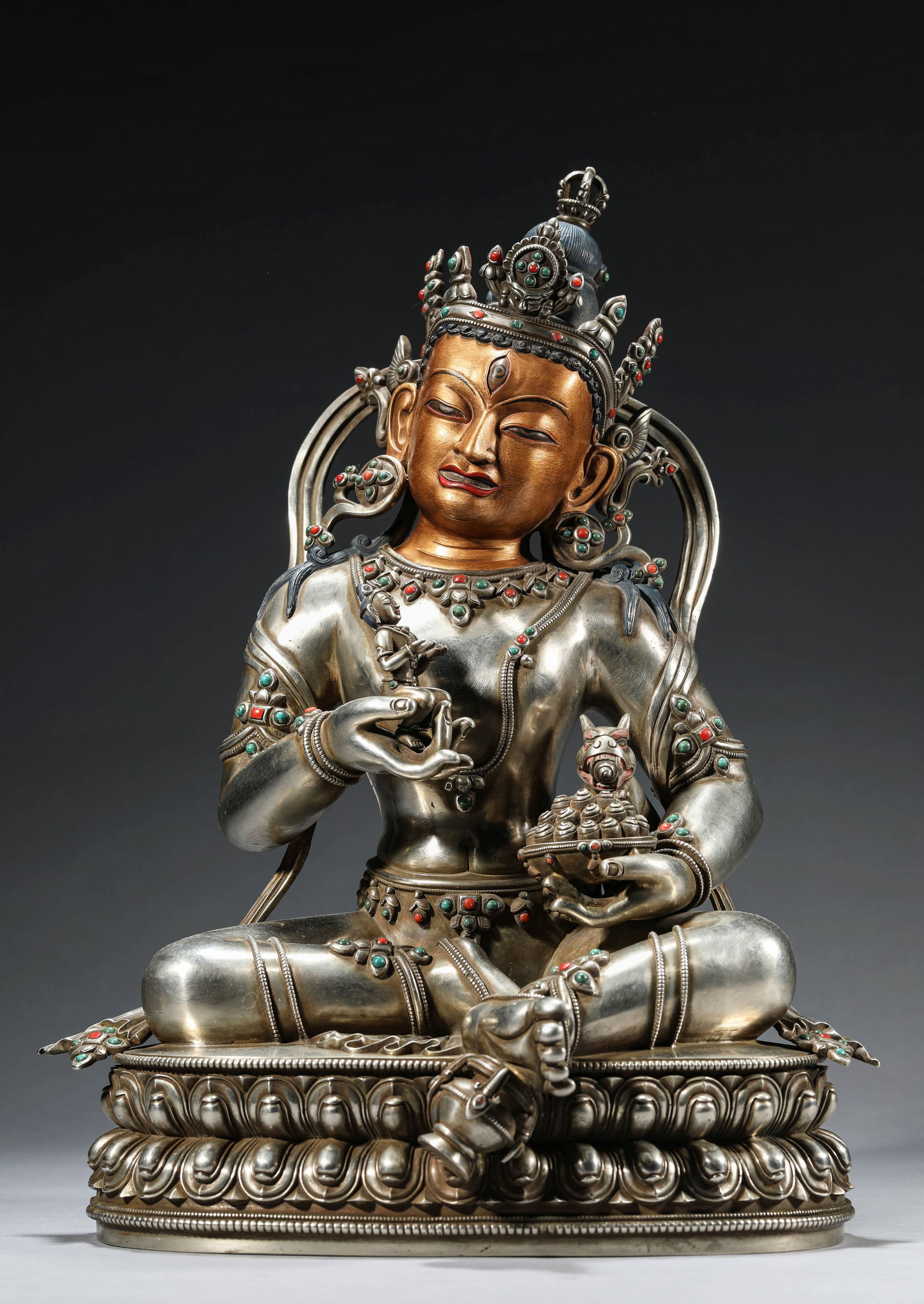 A Tibetan Silver Dansatil Sitajambhala Statue (1 of 10)