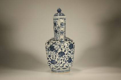 Blue and White Flower Branch Pattern Porcelain Pot