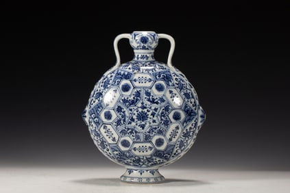 Blue and White Flower Pattern Porcelain Vase