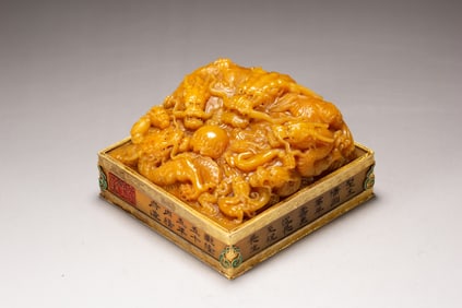 Shoushan Tianhuang Carved Dragon Stone Seal