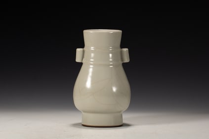 Ge Ware Double Ears Porcelain Vase