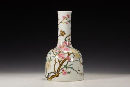 Famille Rose Flower with Butterfly Pattern Porcelain Zun