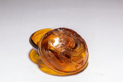 Glassware Carved Dragon Pattern Lid Box