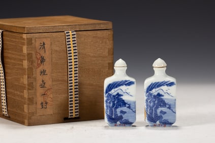 Pair of Blue and White Landscape Pattern Porcelain Snuff Bottle
