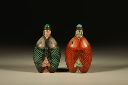 Pair of Famille Rose Fish Pattern Snuff Bottle