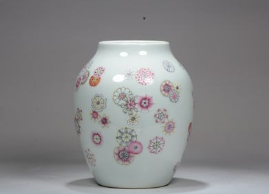 A FAMILLE-ROSE JAR