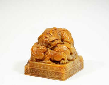 A TIANHUANG STONE 'DRAGON'SEAL