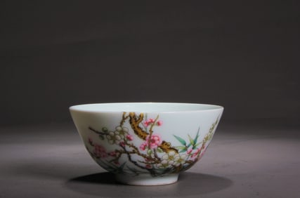 A FAMILLE ROSE 'PLUM' CUP