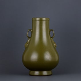 A TEA DUST GLAZED DOUBLE-EARED VASE