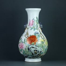 A FAMILLE ROSE 'BEAST'VASE