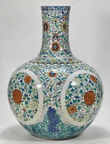 Doucai Flower Pattern Porcelain Tianqiu Vase