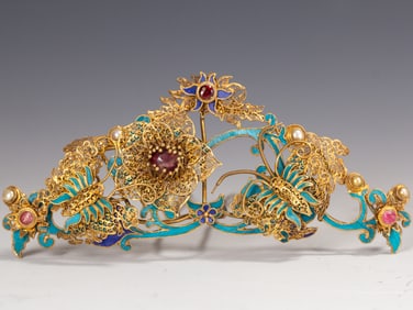 Gilt Silver Blue Feather Inlaid Gem Stone Carved Butterfly Pattern Hairpin