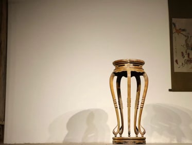 Huanghuali Wood Circle Table