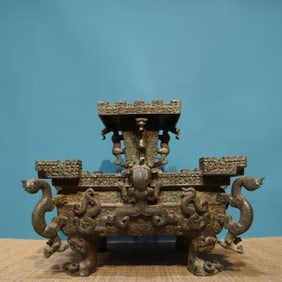 Chinese Bronze Carved Dragon Pattern Zun
