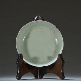 Ru Ware Porcelain Plate