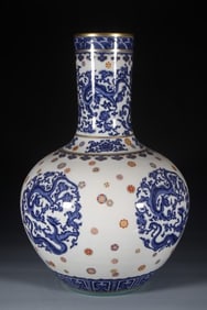 Blue and White Famille Rose Flower and Dragon Pattern Porcelain Tianqiu Vase