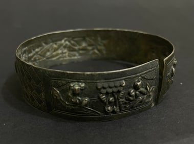Silver Carved Flower and Character Pattern Bangle