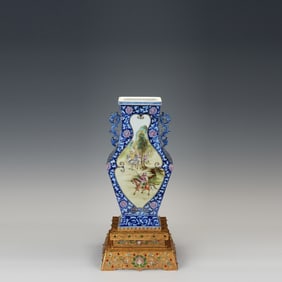 Blue and White Famille Rose Horse and Character Story Pattern Double Ears Porcelain Zun