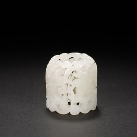 Jade Carved Flower Pattern Thumb Ring