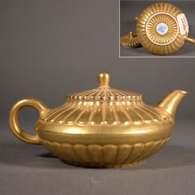 Gold Glazed Chrysanthemum Shape Porcelain Teapot