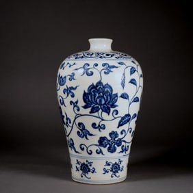 Blue and White Flower Branch Pattern Porcelain Vase