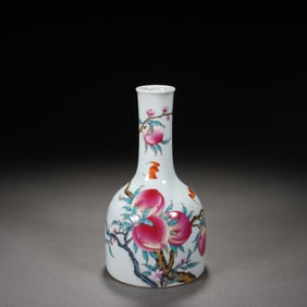 Famille Rose Peach and Bat Pattern Porcelain Vase