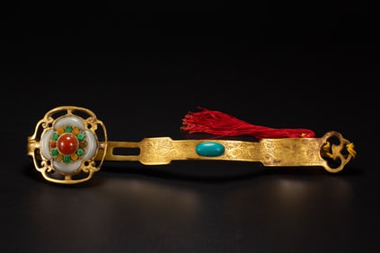 Gilt Bronze Inlaid Gem Stone and Turquoise Carved Flower Pattern RuYi Ornament